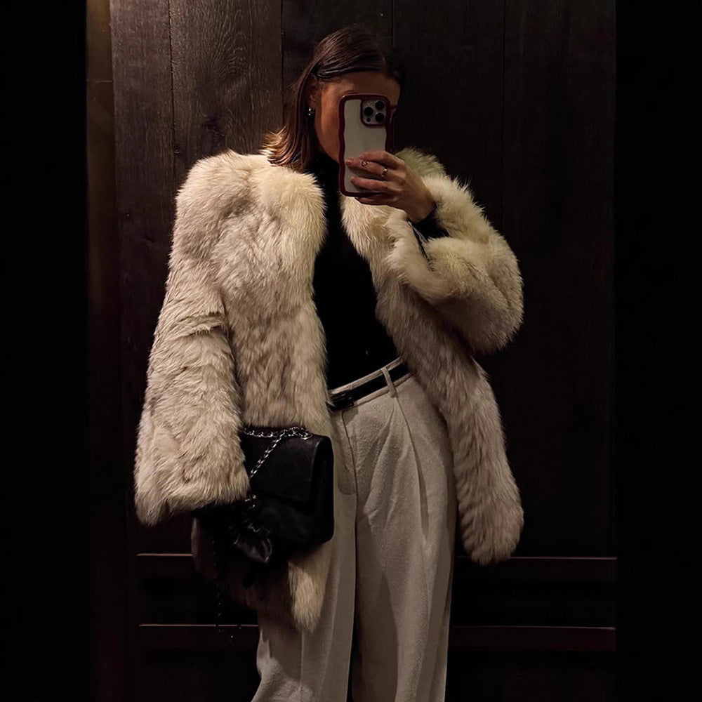Women's Boxy Faux Fur Jacket with Textured Shag Look and Voluminous Shawl Collar Chichicherry