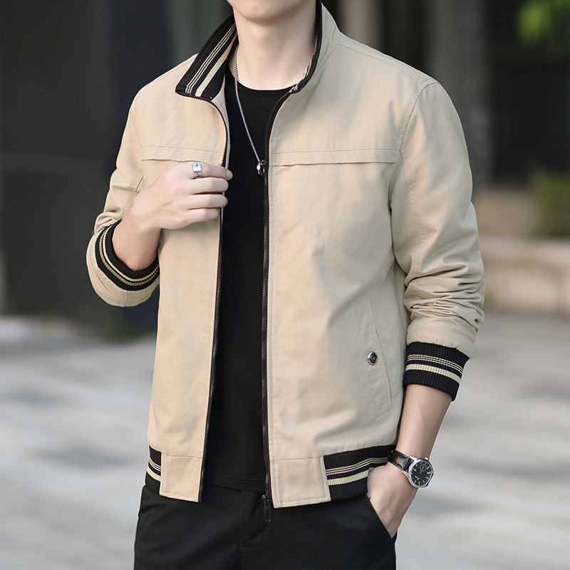 Men's sporty bomber jacket with stand-up collar, zipper and contrasting ribbed cuffs Chichicherry