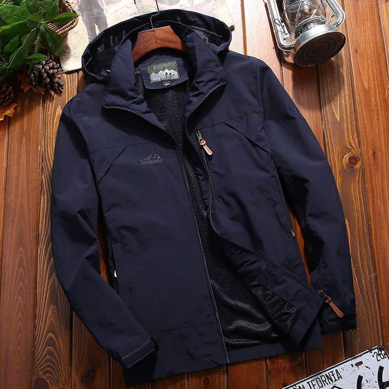 Men's softshell functional jacket with hood, breathable fleece lining and concealed zipper pockets Chichicherry