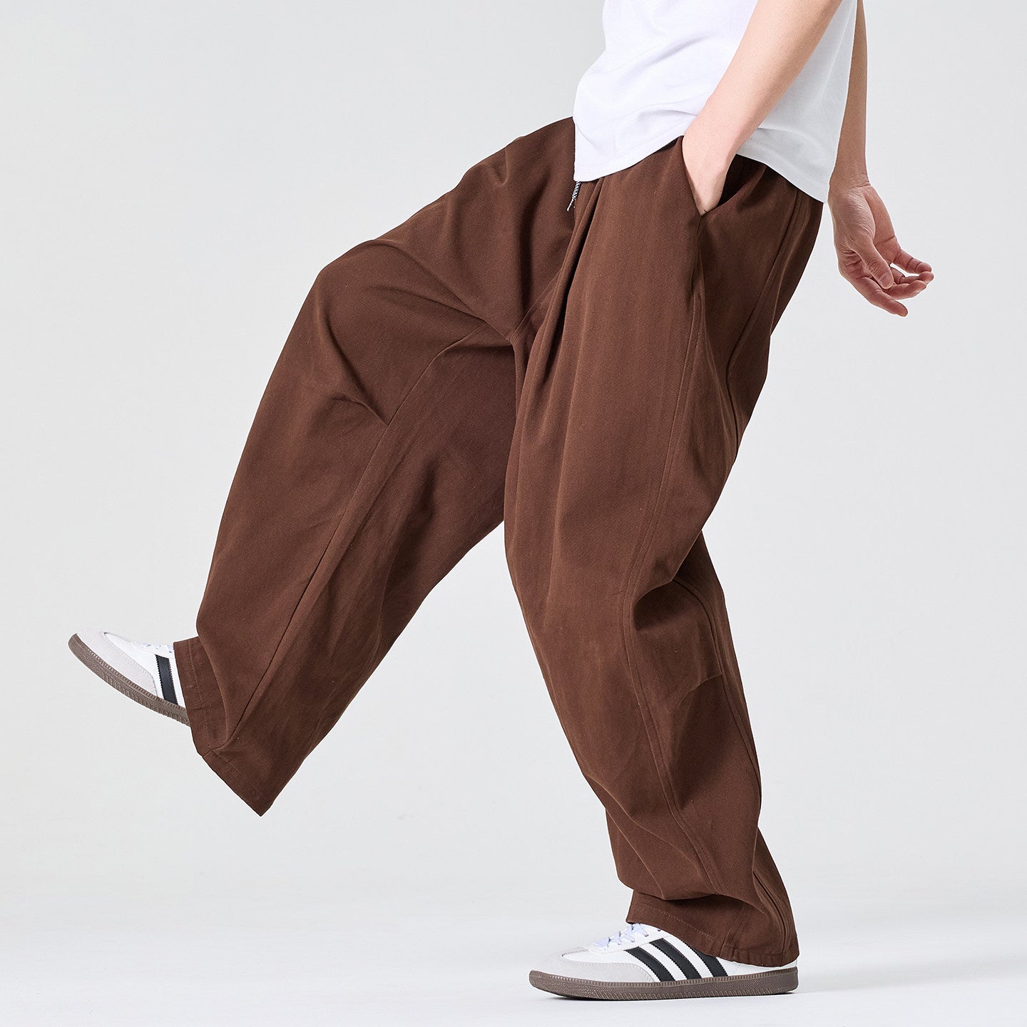 Men's Wide Relaxed-Fit Fabric Trousers with Drawstring and Pleats Chichicherry