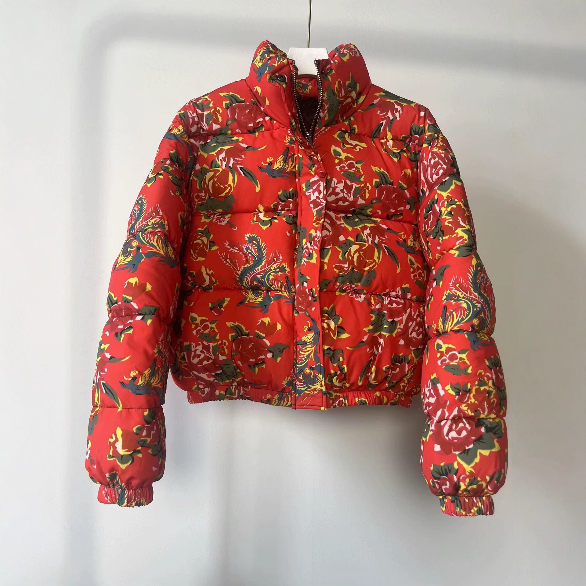 Women's Quilted Padded Short Jacket with Floral Allover Print and Stand-Up Collar Chichicherry