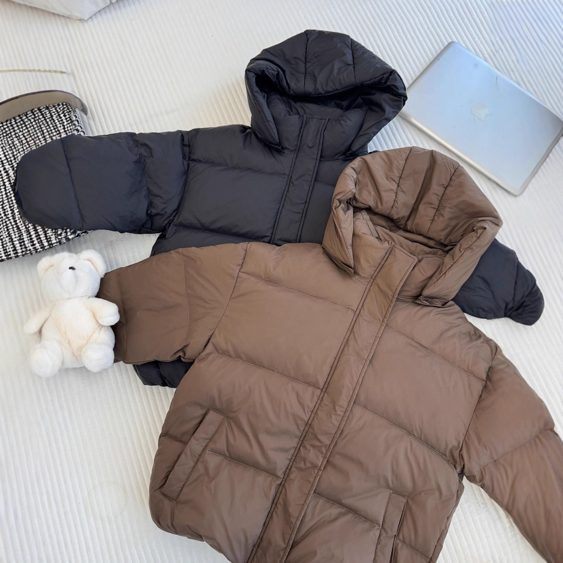 Women's Padded Hooded Quilted Jacket with High Collar and Oversized Silhouette Chichicherry
