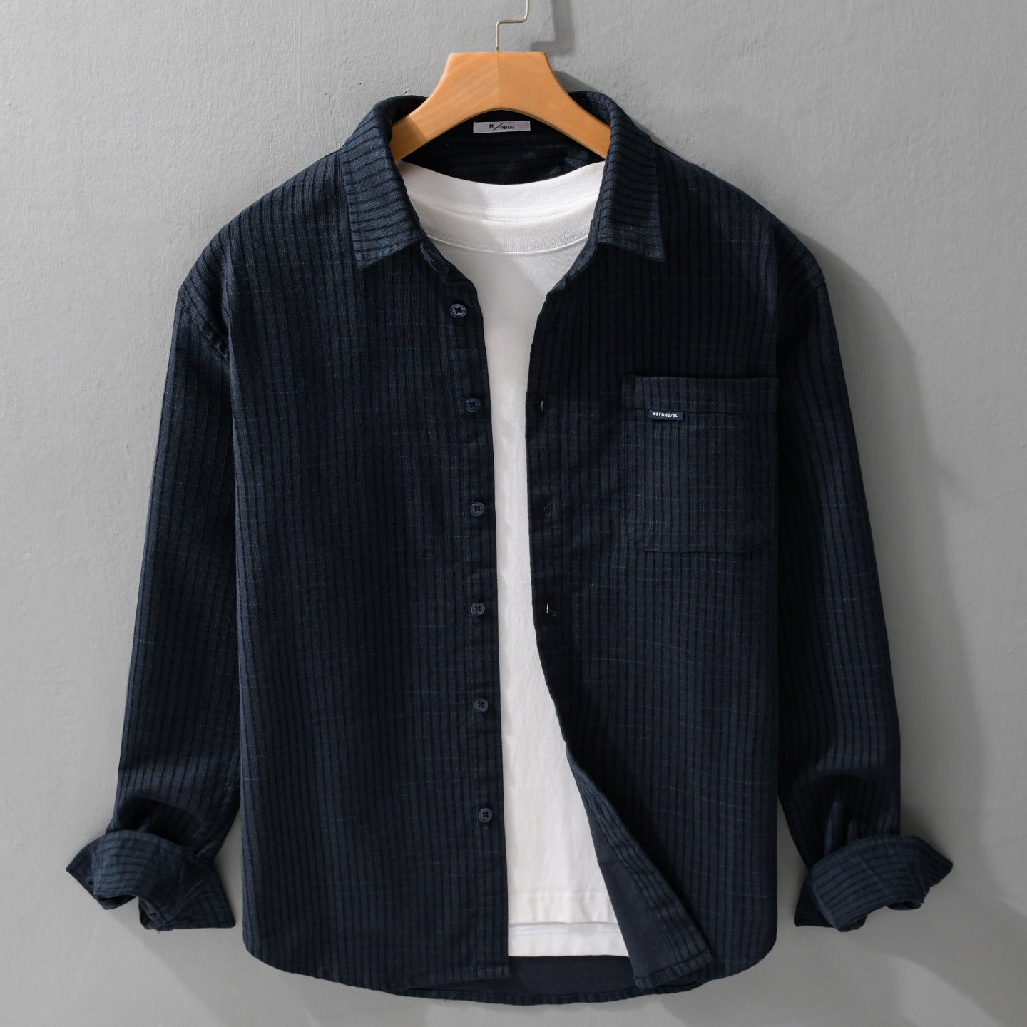 Men's fine structure shirt jacket in cord look with appliquéd breast pocket Chichicherry
