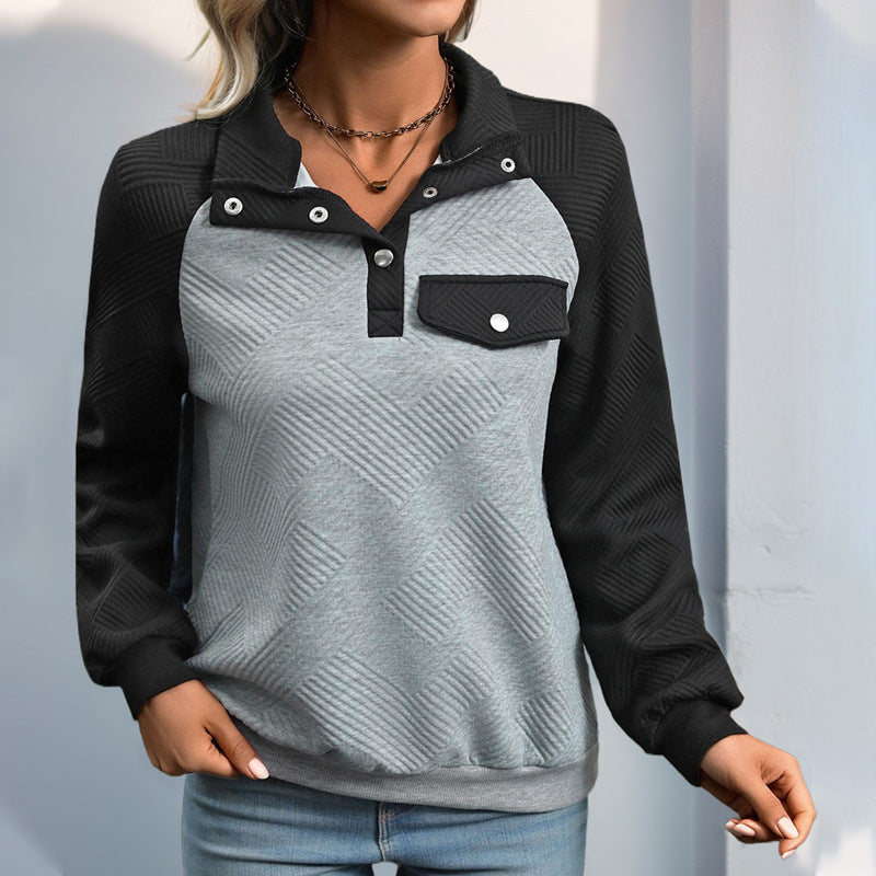 Women's quilted sweatshirt with raglan sleeves, snap-button placket and chest pocket Chichicherry