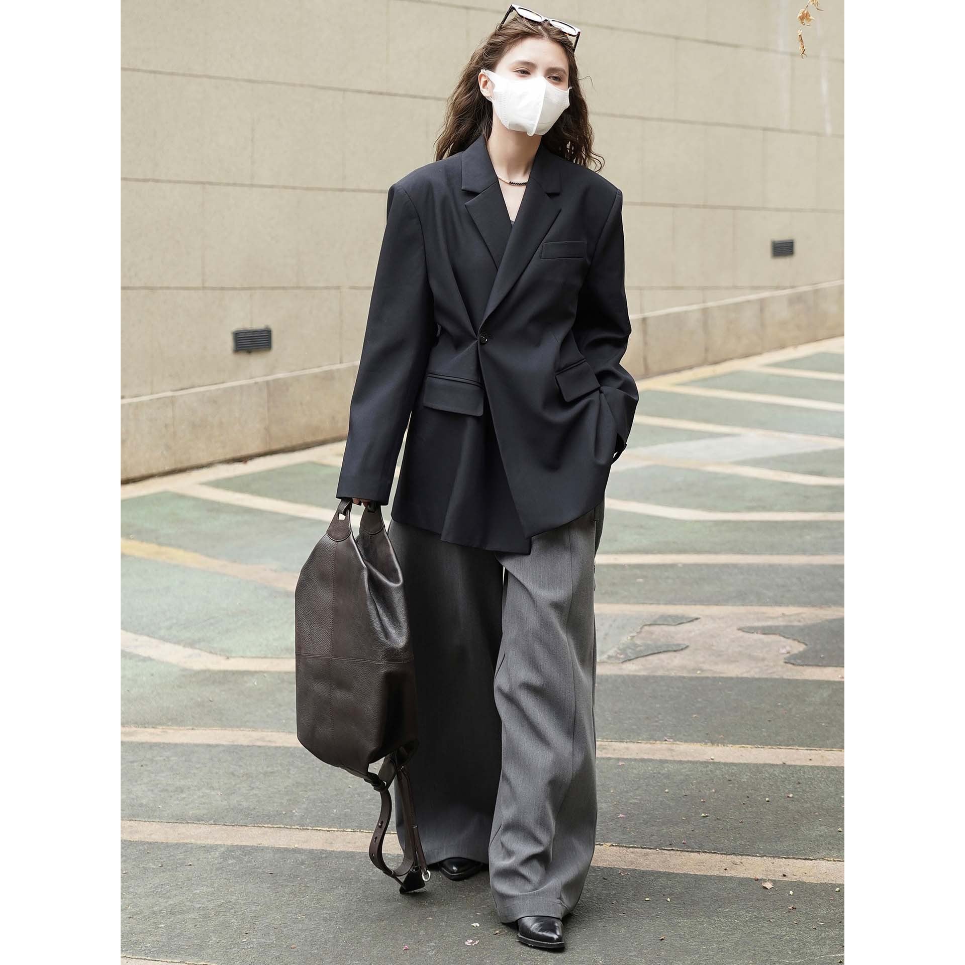 Women's Boxy Blazer with Extended Back and Concealed Single-Button Front Chichicherry