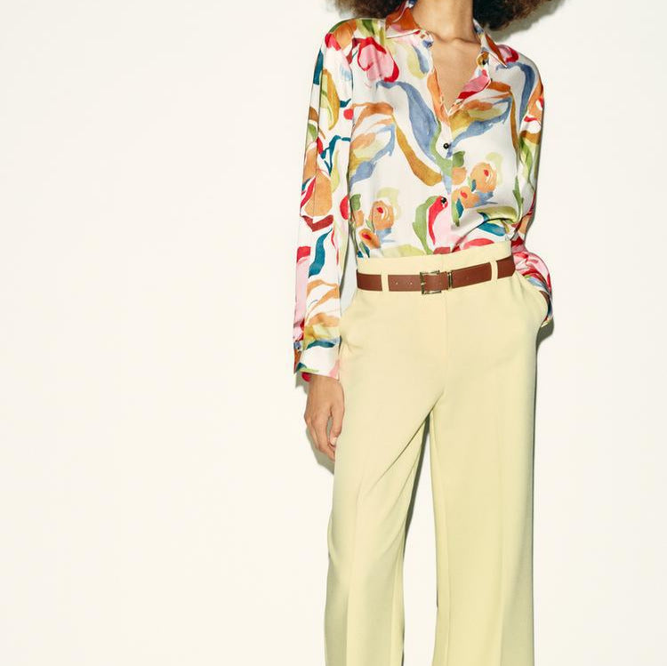 Women Silk-imitate Blouse with Watercolor Print and Shirt Collar Chichicherry