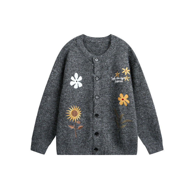Women's knit cardigan with floral embroidery, round neckline and button placket Chichicherry