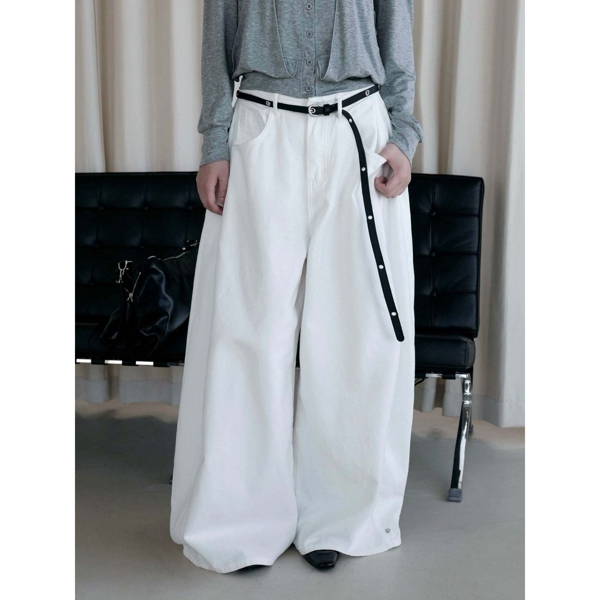 Women's baggy pants made of cotton denim with a high waist and wide leg Chichicherry