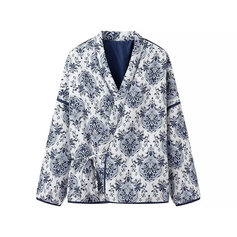 Women Quilted Kimono Jacket with Ornamental Jacquard Look and Contrasting Piping Chichicherry