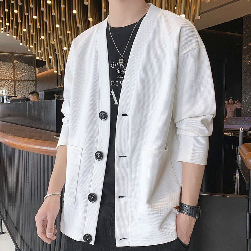 Men's Structured Cardigan with V-Neck, Three-Button Front and Patch Pockets Chichicherry