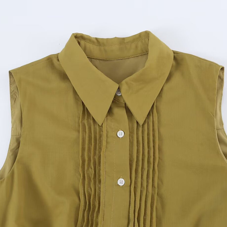 Women's sleeveless shirt dress with pleats, button placket and belt Chichicherry