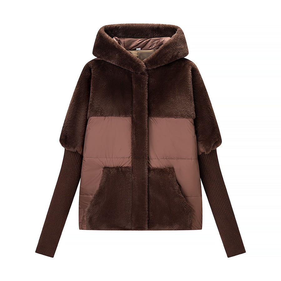 Women's short quilted hooded jacket with voluminous faux fur trim and oversized silhouette Chichicherry