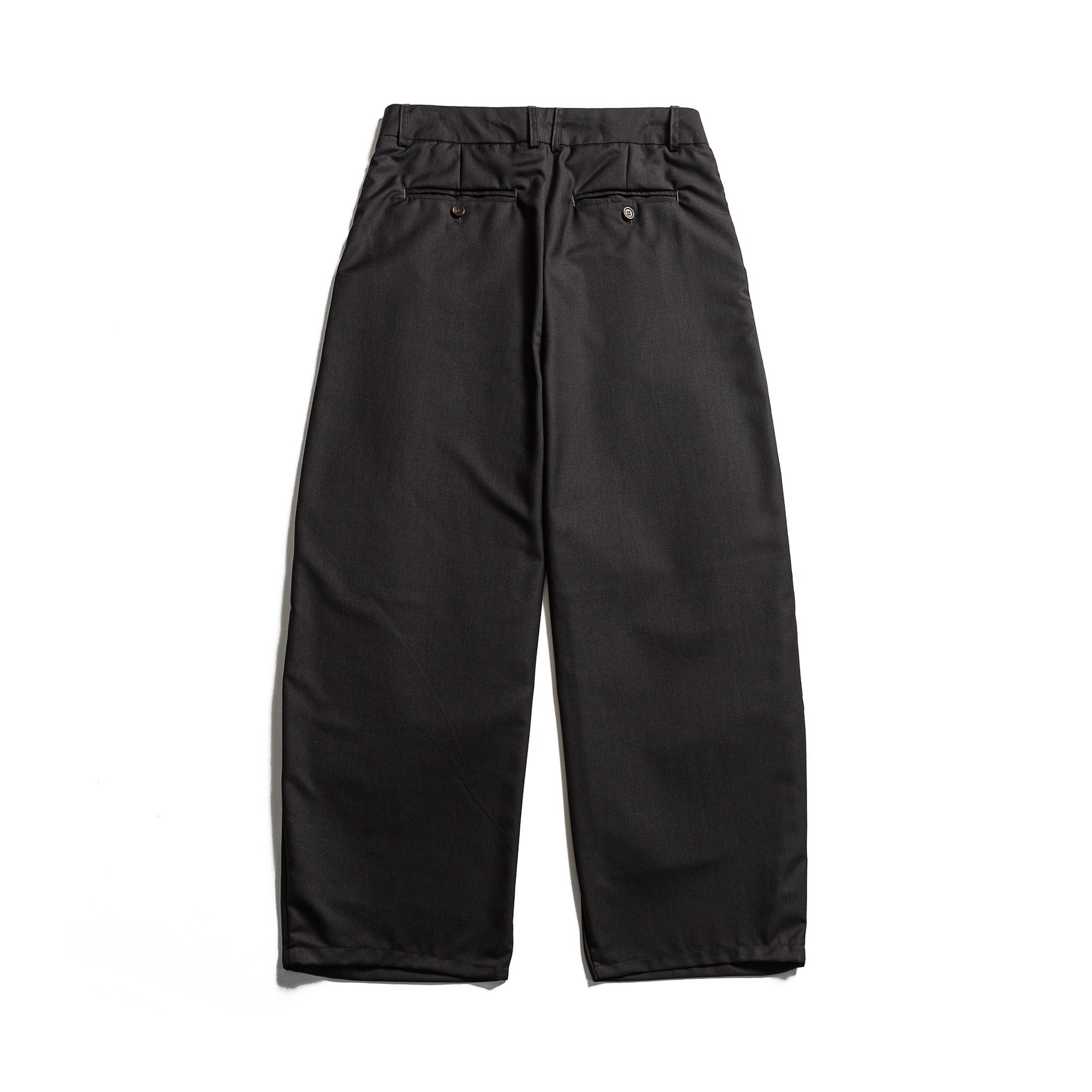 Men's cropped pants with pleats, drawstring and subtle waistband extension Chichicherry