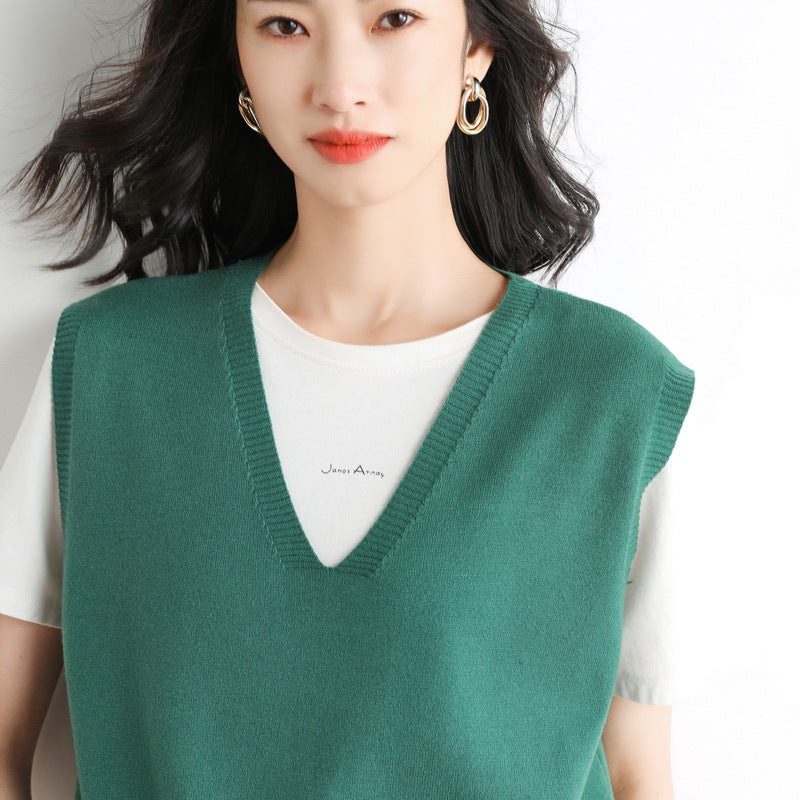 Women Oversize V-Neck Fine Knit Vest with Ribbed Hem Chichicherry