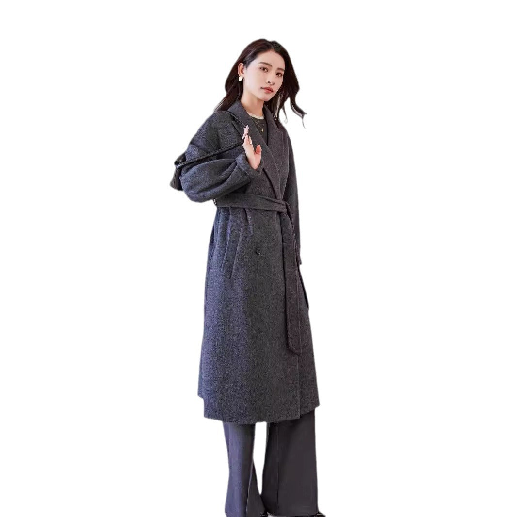 Women’s wool coat with tie belt and wide lapels Chichicherry