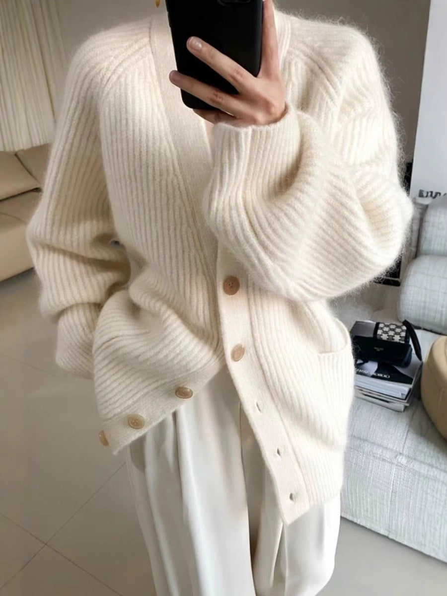 Women Long Oversized Cardigan made of soft ribbed knit with wooden button placket Chichicherry