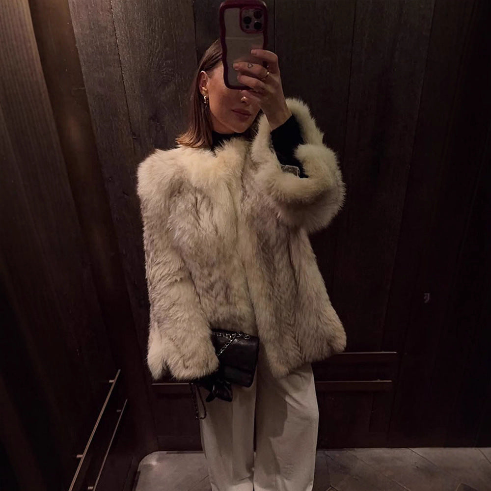 Women's Boxy Faux Fur Jacket with Textured Shag Look and Voluminous Shawl Collar Chichicherry
