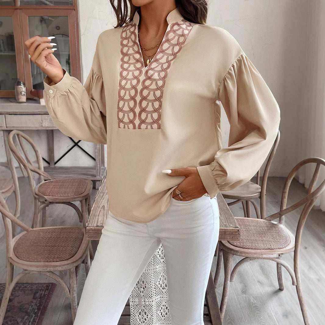 Ladies blouse with stand-up collar, embroidered V-patch and balloon sleeves Chichicherry