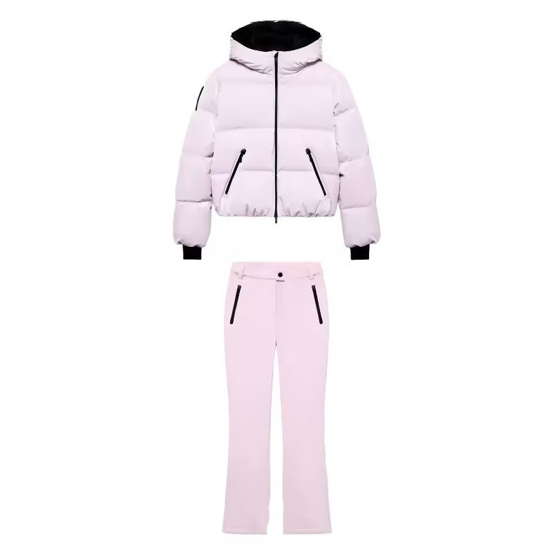 Women's short padded bomber-style hooded jacket with elastic hem and zippered pockets Chichicherry