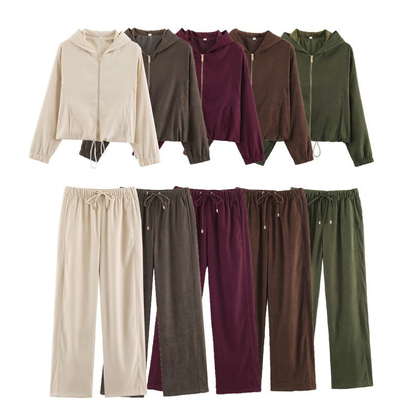 Women's short jacket in velour look with hood, full-length zipper and drawstring hem Chichicherry