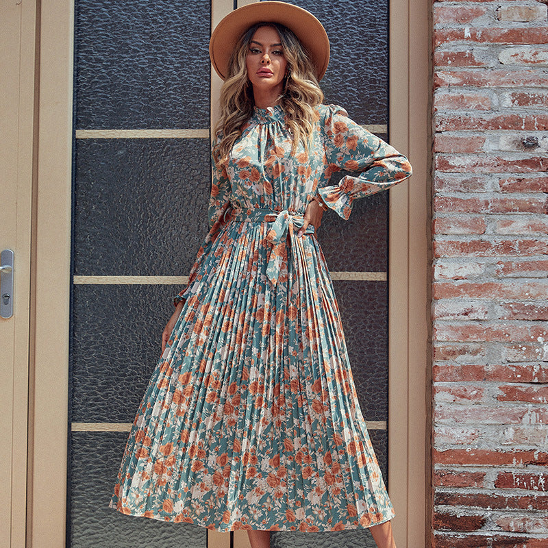 Women's Elegant Pleated Dress with Floral Print, Gathering at the Collar and Tied Belt Chichicherry