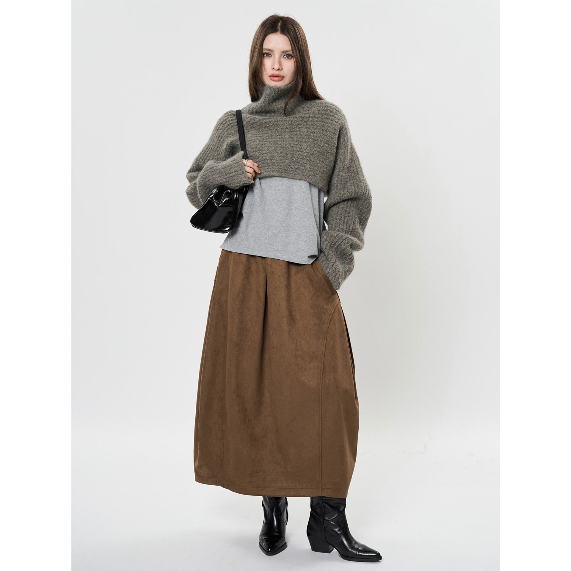Women's midi skirt with high elastic waistband and targeted pleats Chichicherry