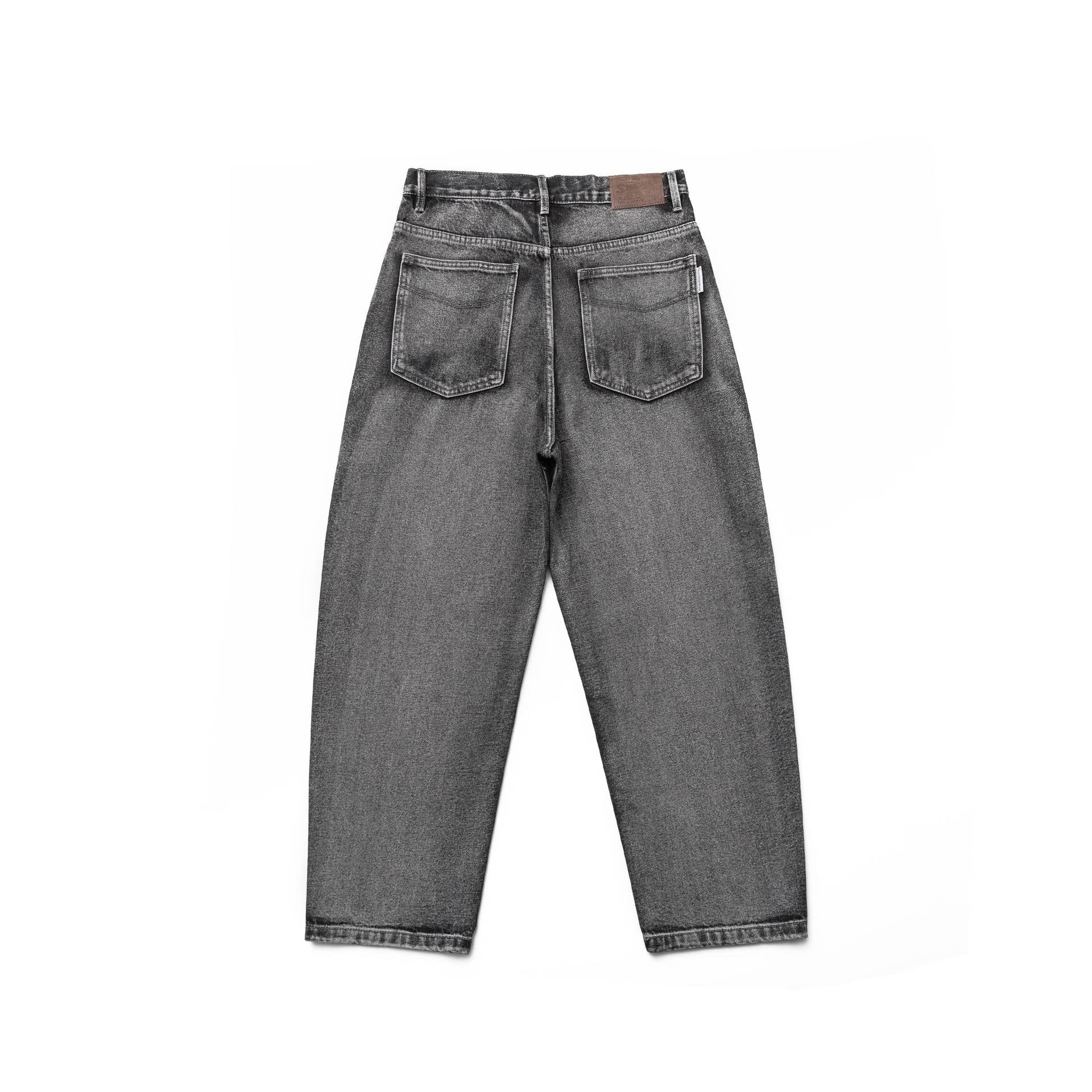 Women's High-Waisted Relaxed-Straight Jeans with Straight Leg and Five-Pocket Design Chichicherry