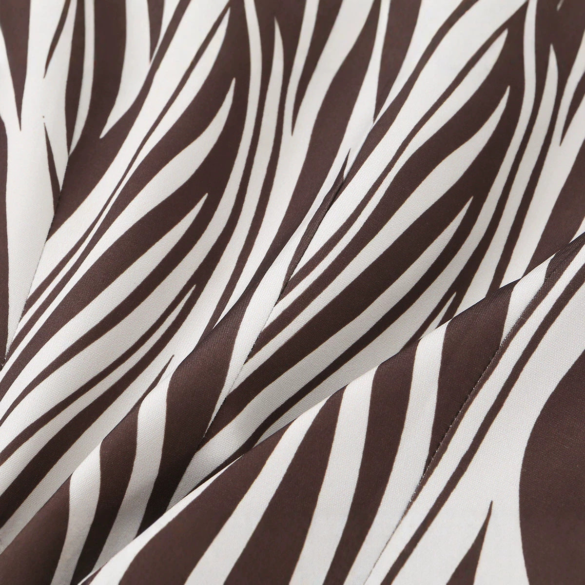 Women Tailored Zebra Print Blazer with Notched Lapel and Flap Pockets Chichicherry