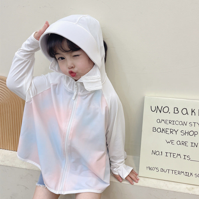 Women's lightweight sports jacket with hood and subtle design Chichicherry