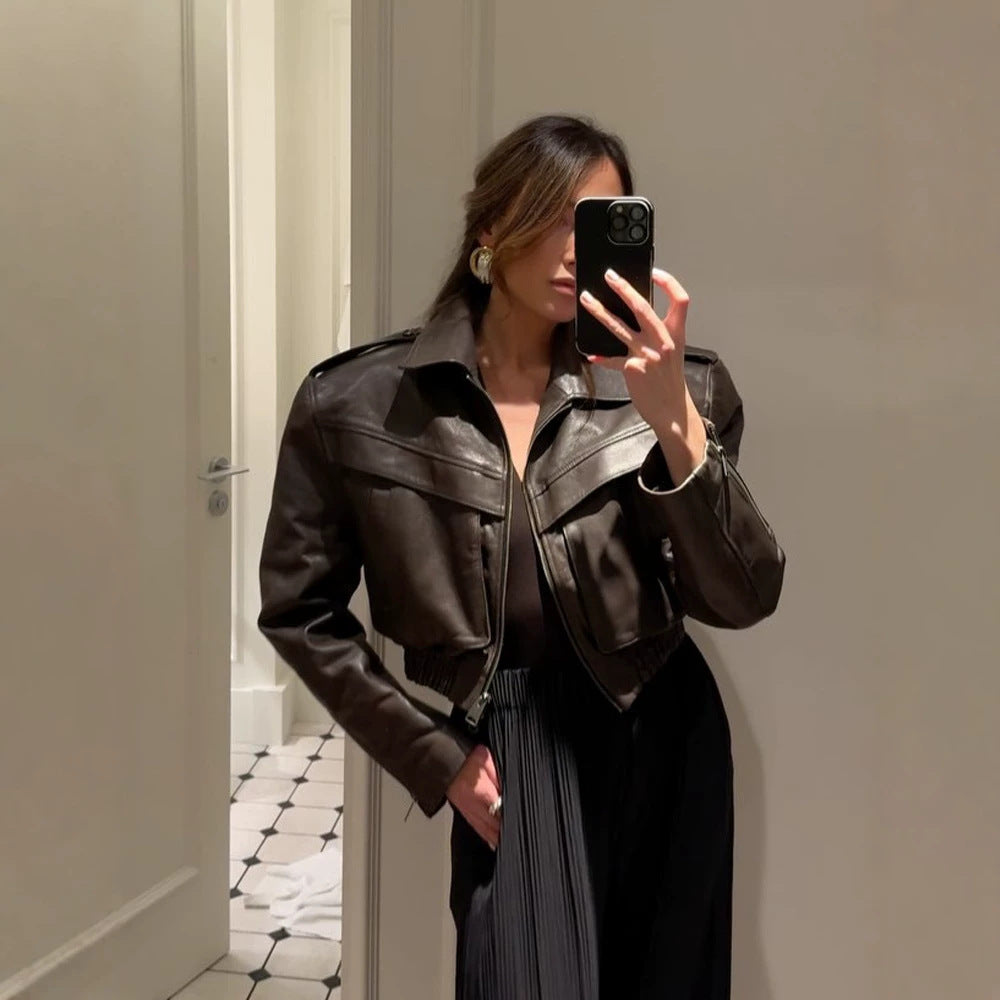 Women's short-cut leather jacket with elastic hem and patch chest pockets Chichicherry