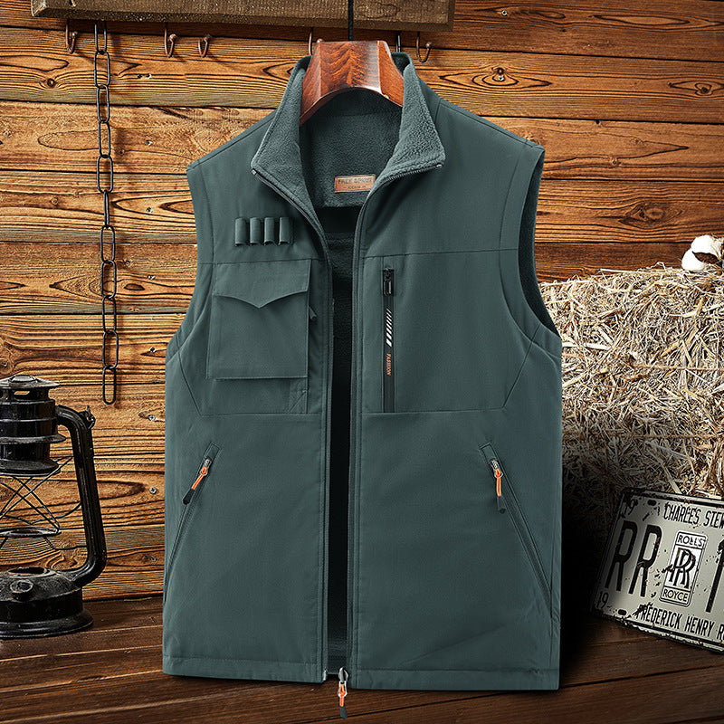 Men's Sleeveless Softshell Outdoor Vest with Fleece Lining, High Stand Collar and Multifunctional Pockets Chichicherry