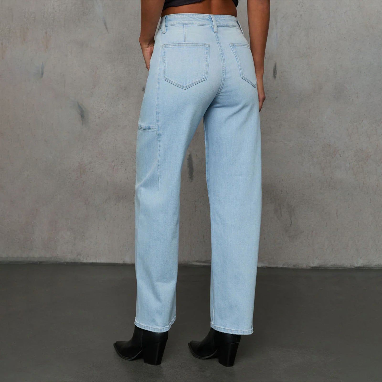 Women High-Waist Jeans in wide leg shape with side pocket Chichicherry