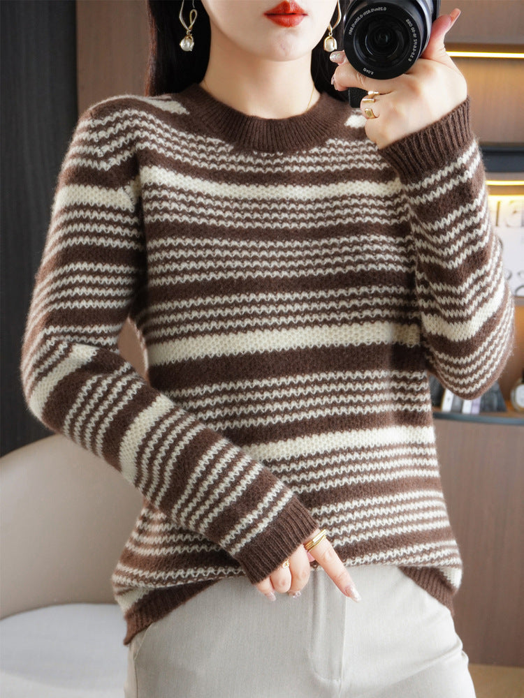 Women Cozy Striped Sweater in Mohair Look with Boxy Fit and Round Neck Chichicherry