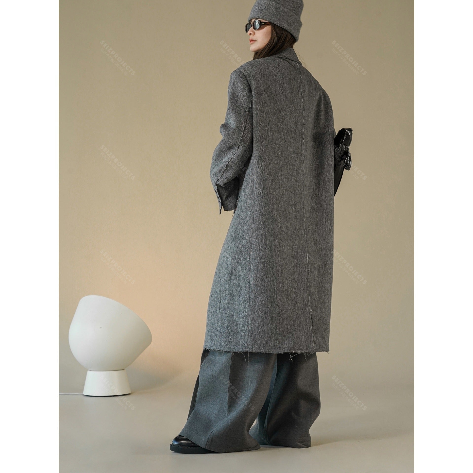 Women Boxy Long Coat made of Wool Blend with Frayed Edges and Double-Breasted Chichicherry