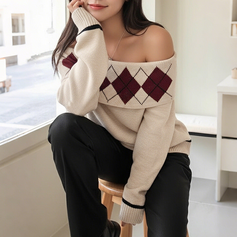 Women's Off-The-Shoulder Oversized Knit Sweater with Folded Collar and Diamond Pattern