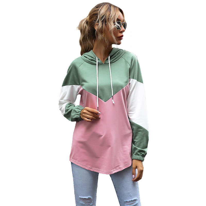 Women's Oversize Hooded Sweatshirt with Raglan Sleeves and Rounded Hem Chichicherry