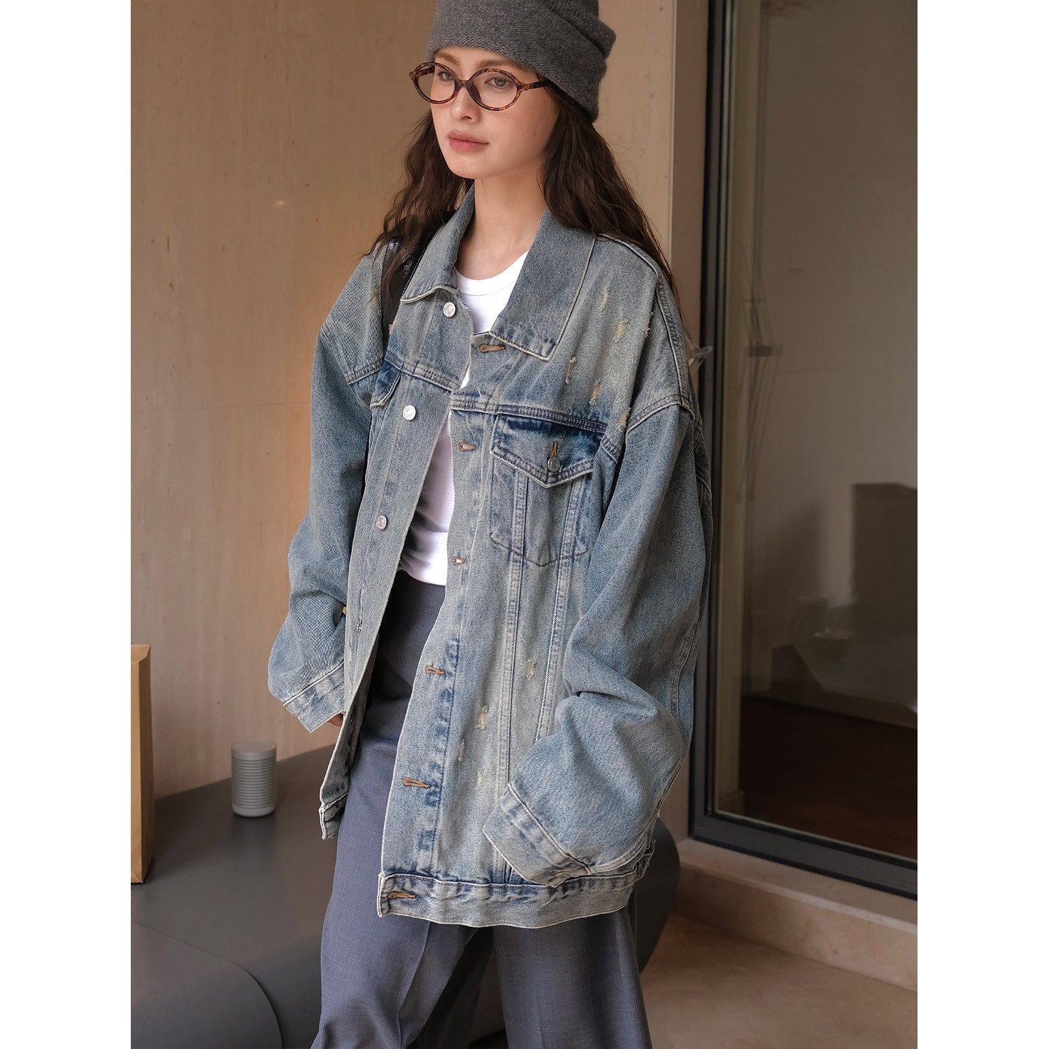 Women's Oversized Vintage-Inspired Denim Jacket with Distressed Details and Dropped Shoulder Chichicherry