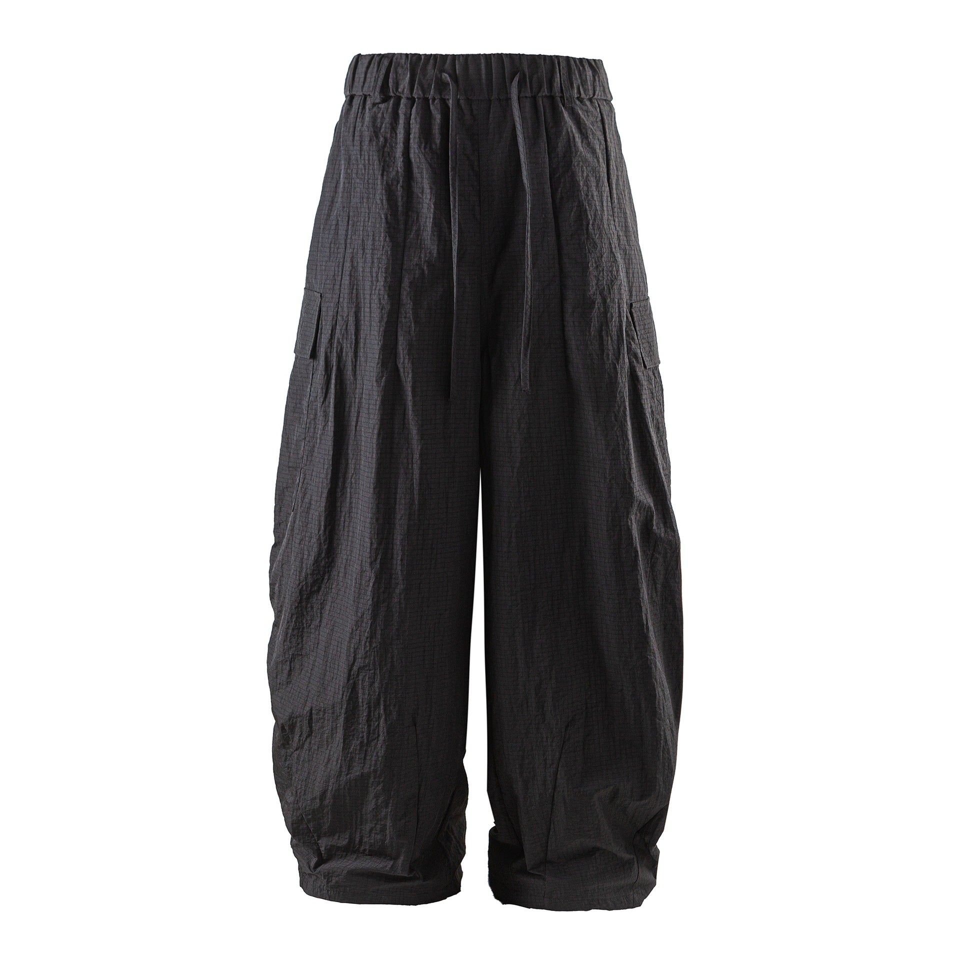 Men's Lightweight Crinkle-Effect Cargo Jogging Pants with Elastic Waistband and Drawstring Chichicherry