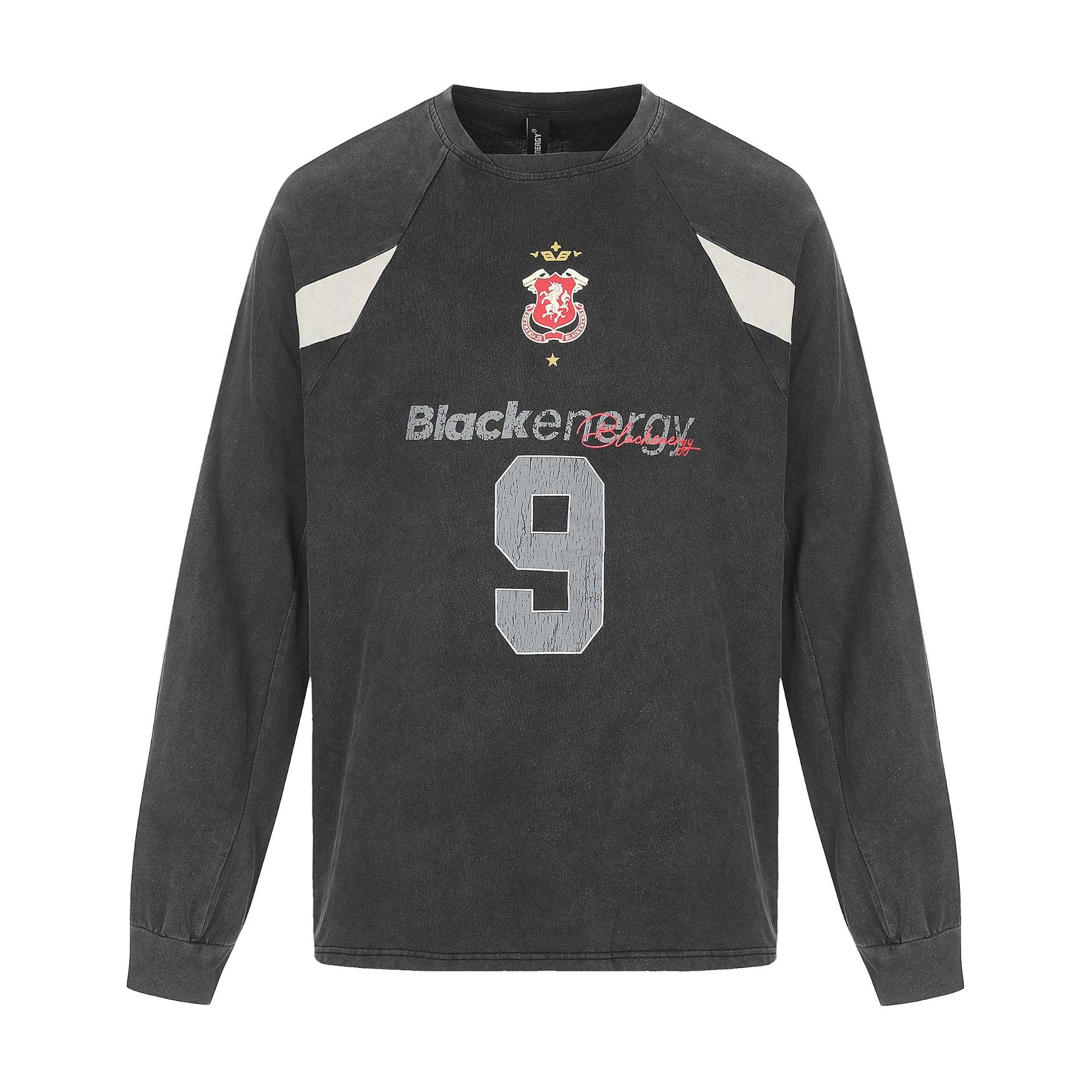Men's retro sweatshirt in vintage sportswear look with raglan sleeves and number print Chichicherry
