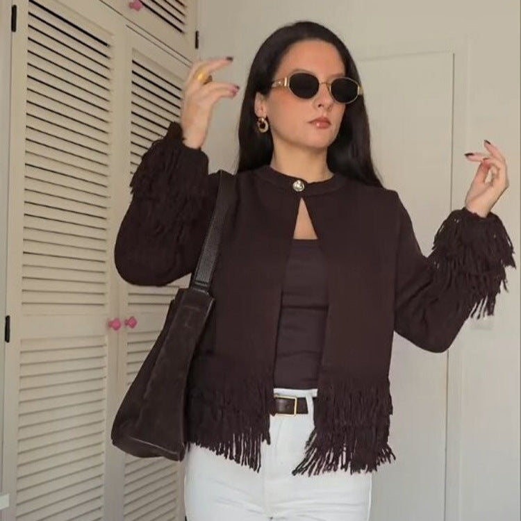 Women's cardigan with layered fringes, mother-of-pearl closure and boxy silhouette Chichicherry