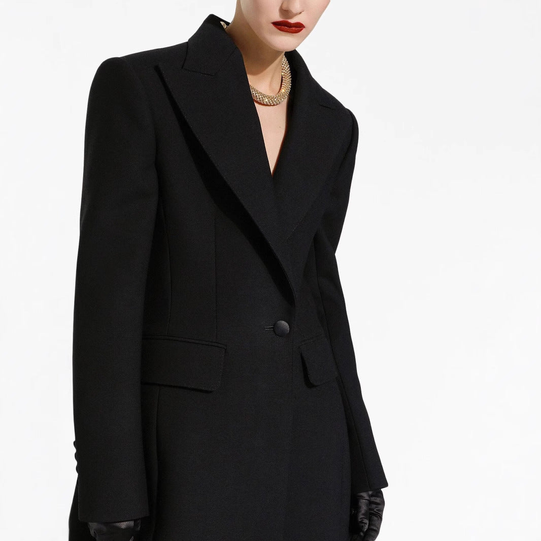 Women's Tailored Longline Coat with Sharp Lapels and Vent Chichicherry