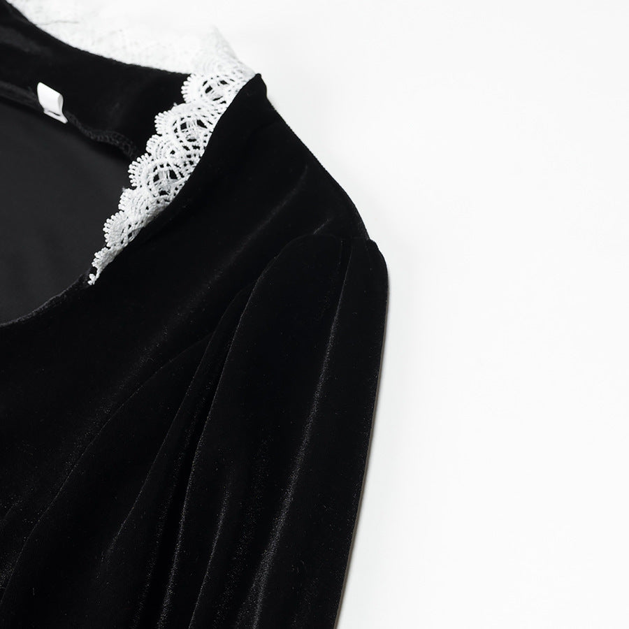 Women’s maxi dress made of velvet with square neckline, puff sleeves, and lace trim Chichicherry