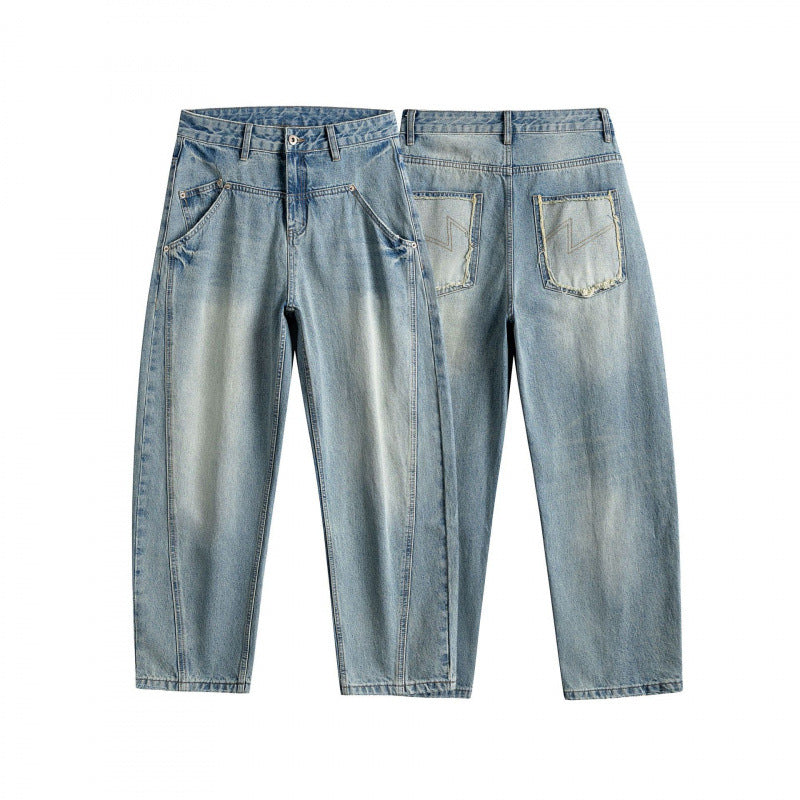 Ladies High-Waist Baggy Jeans with pre-shaped side pockets and light used wash Chichicherry