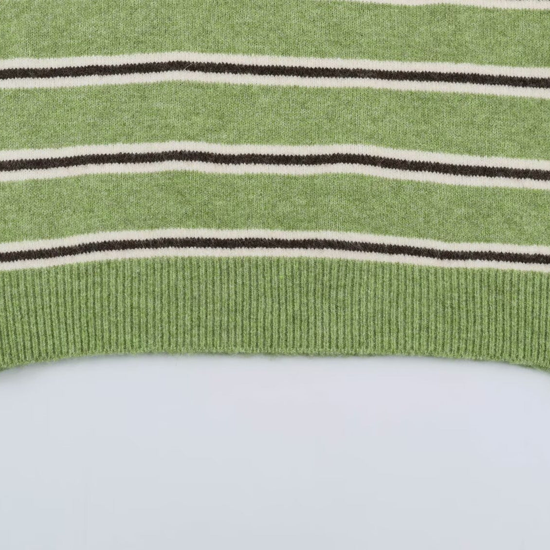 Women's Oversize Polo Sweater with Striped Pattern and Button Placket Chichicherry