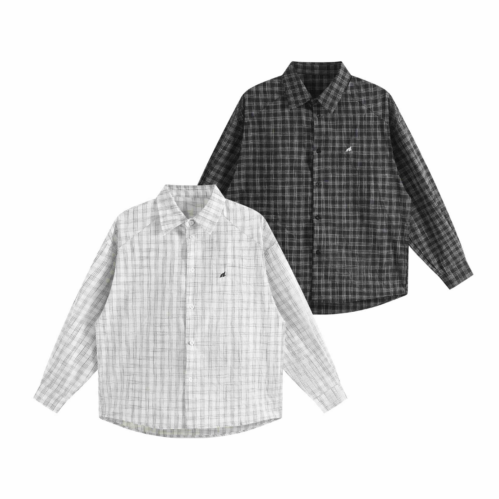 Unisex Oversize Shirt Jacket made of lightweight cotton blend with raglan sleeves and fine checked pattern Chichicherry