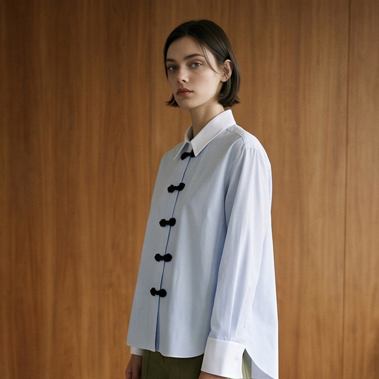 Women’s short cut poplin shirt blouse with stand-up collar and decorative cord knot closures Chichicherry