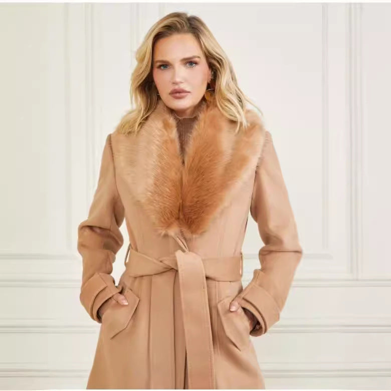 Women’s wool coat with detachable fur collar and waist belt Chichicherry