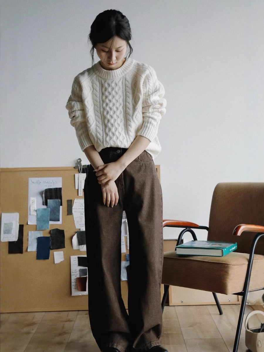 Women's Structured Cable Knit Sweater Made of Merino Blend with Ribbed Finishes and Boxy Fit Chichicherry