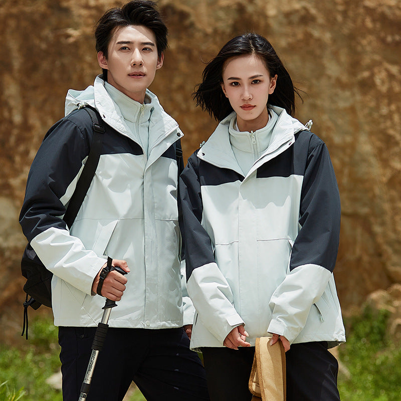 Unisex two-layer water-repellent outdoor jacket with hood and color block design Chichicherry