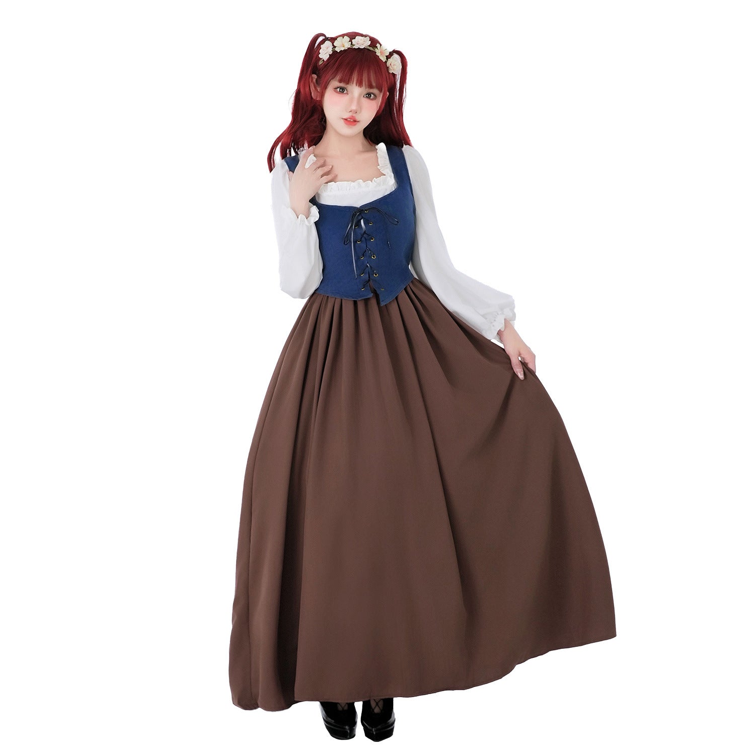 Women’s historical dirndl dress with stylish corset and flowing skirt Chichicherry